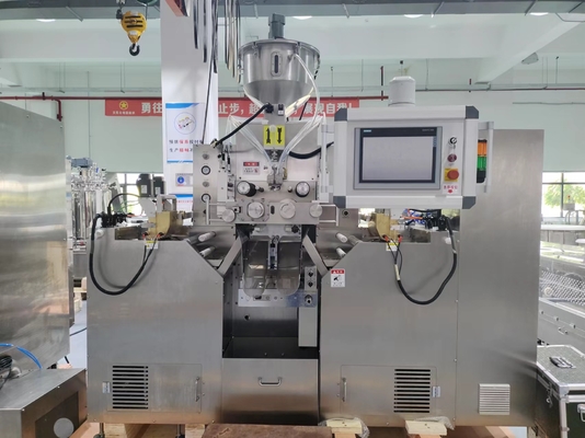 16 Einfälle auf jeder Seite Weichkapselmaschine mit 1-10 Rpm Druckrollgeschwindigkeit